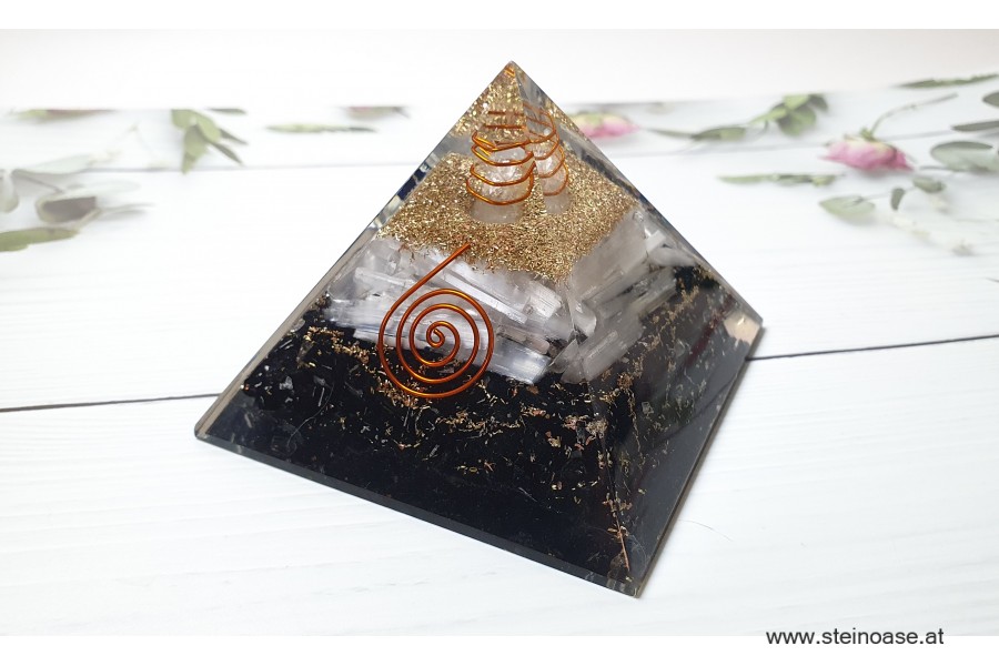 Orgonit Pyramide: Selenit & Schörl Turmalin & Herkimer Diamant